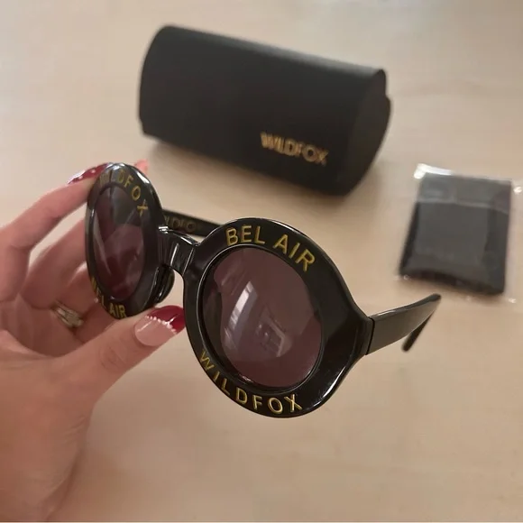 Round Sunglasses Wildfox Bel Air Sunglasses Wildfox Couture（-）の